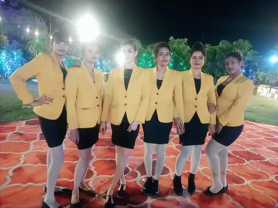 Service Staff & Hostesses